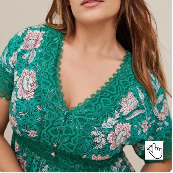 Torrid Babydoll Super Soft Lace Trim Button Front Top 4 X - Picture 4 of 4